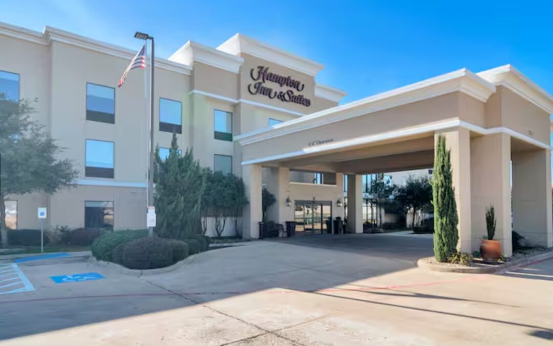 Hampton Inn & Suites