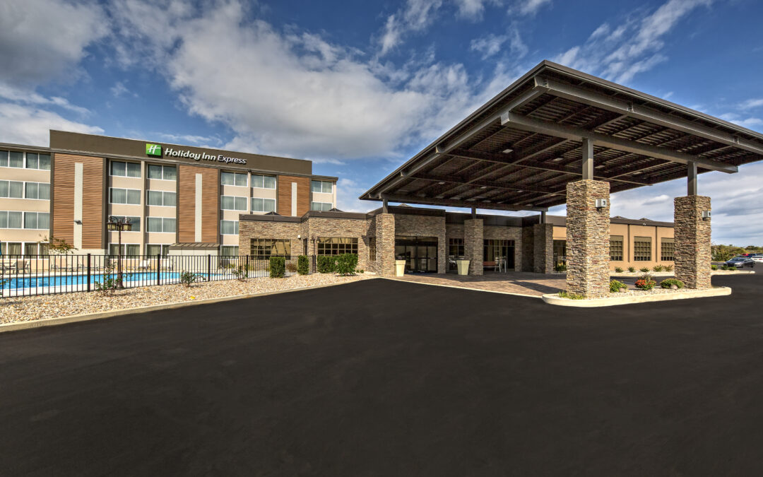Holiday Inn Express and Suites – Louisville
