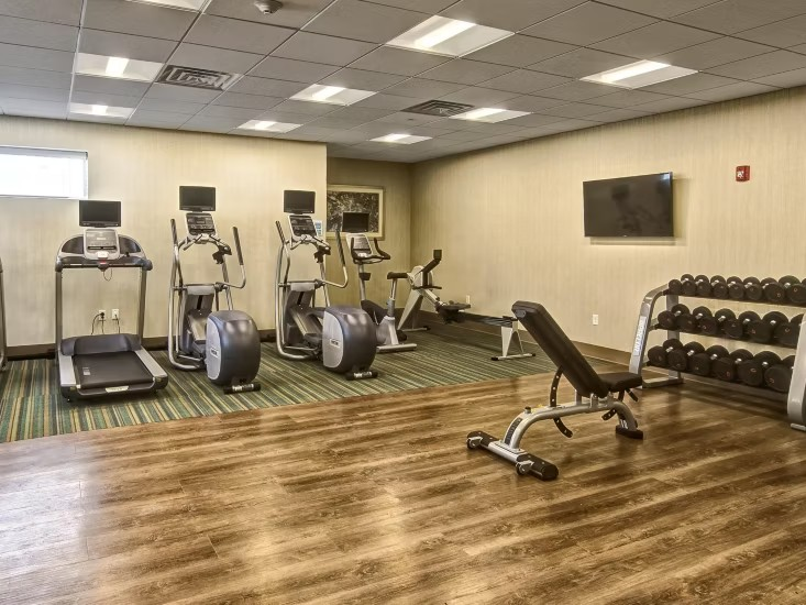 Holiday Inn 06