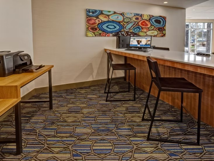 Holiday Inn 08