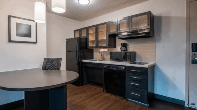 Sonesta FTW Kitchenette